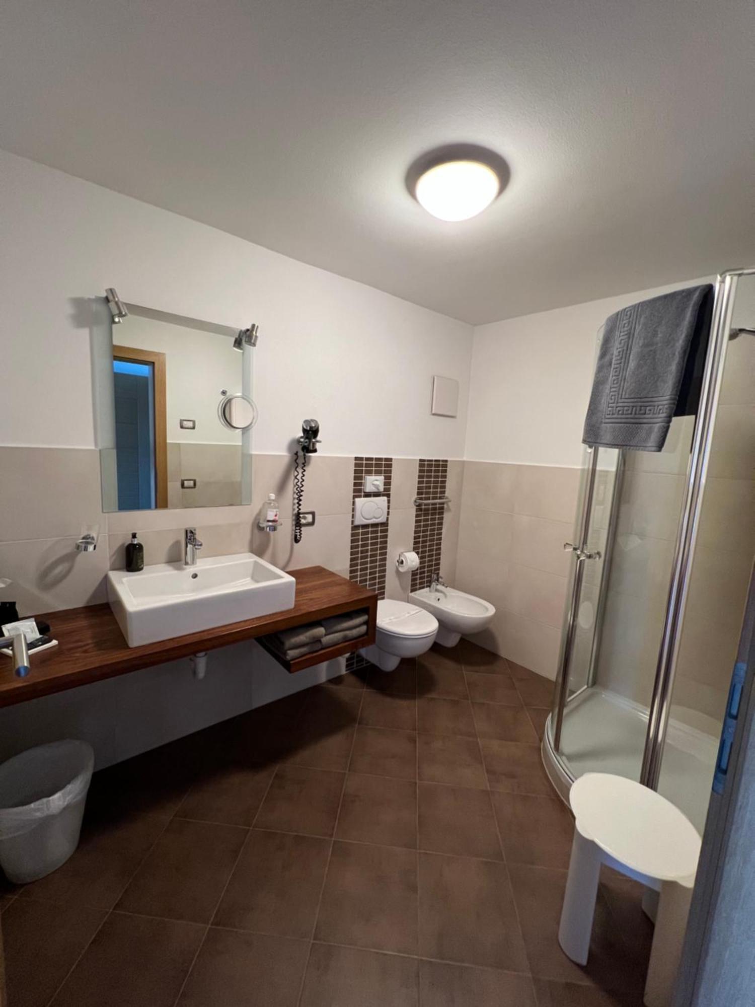 Garni Villa Erna セルヴァ・ディ・ヴァル・ガルデーナ 部屋 写真